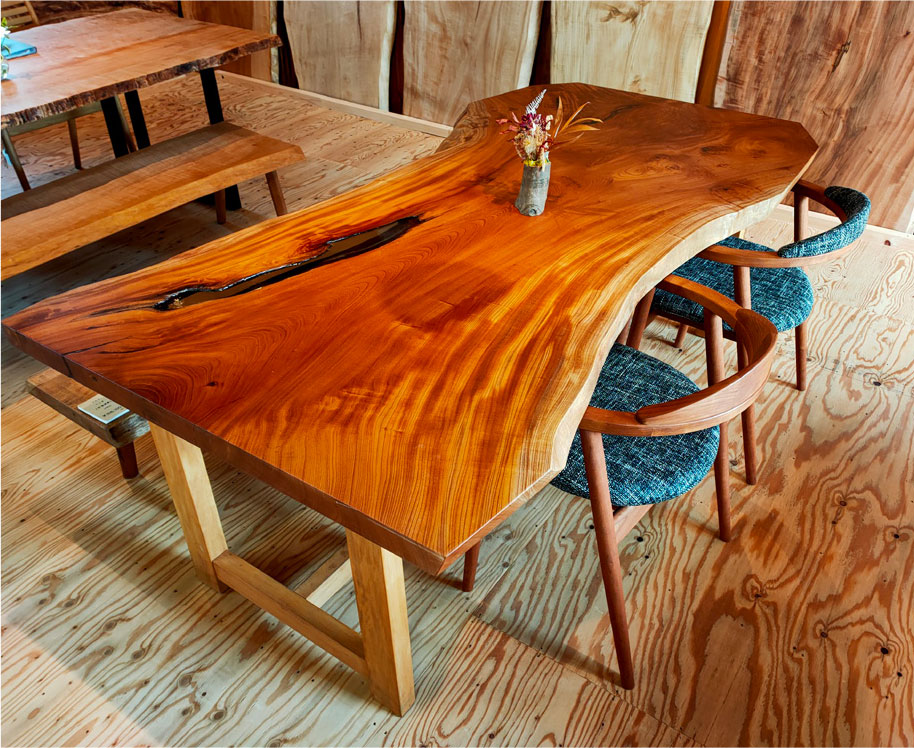 ケヤキ ダイニングテーブル | 製品詳細 | 多摩産材・国産木材製品紹介 